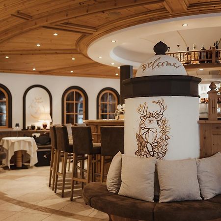 Hotel Antines Ла Виля Екстериор снимка