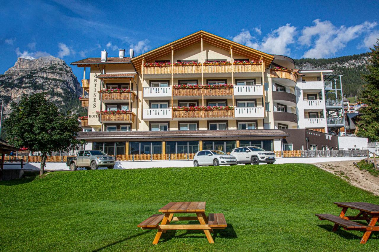Hotel Antines Ла Виля Екстериор снимка