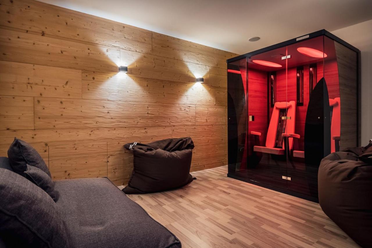 Hotel Antines Ла Виля Екстериор снимка