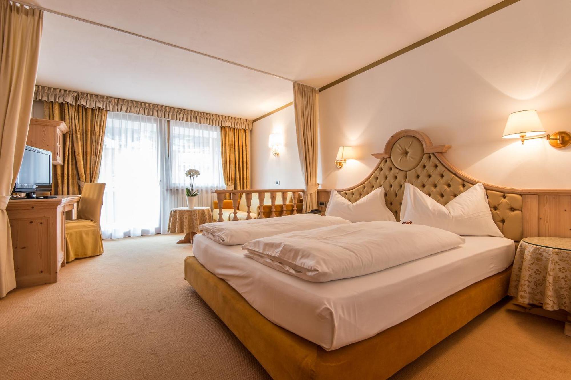 Hotel Antines Ла Виля Стая снимка