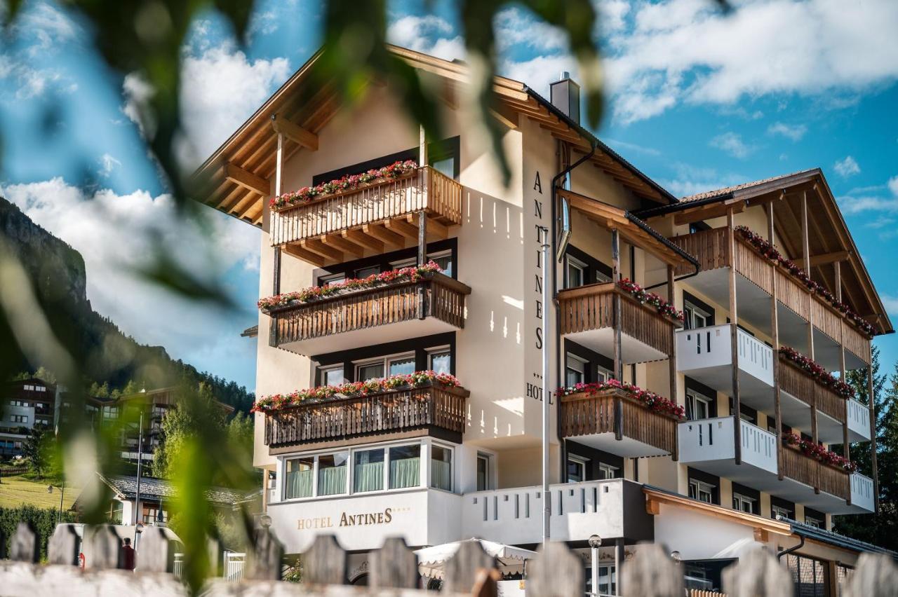 Hotel Antines Ла Виля Екстериор снимка